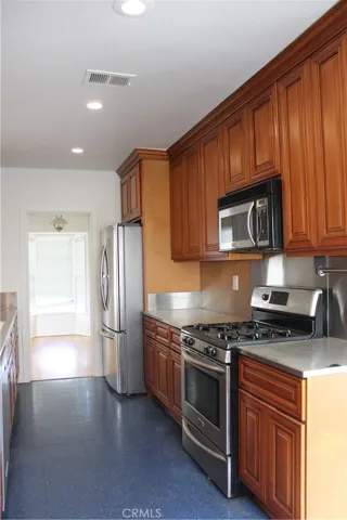 520 W Commonwealth Avenue, Fullerton, California 92832