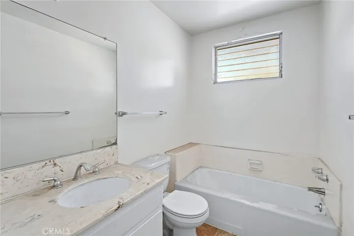 1035 N Hayworth Avenue, West Hollywood, California 90046