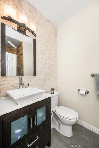 1014 S Country Glen Way, Anaheim Hills, California 92808