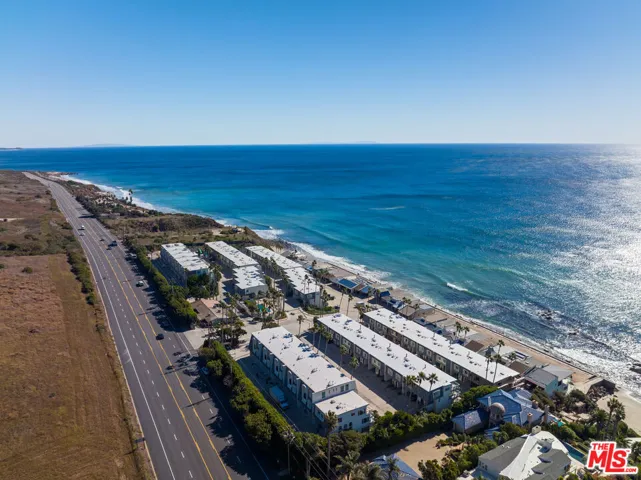 11906 Whitewater Lane, Malibu, California 90265