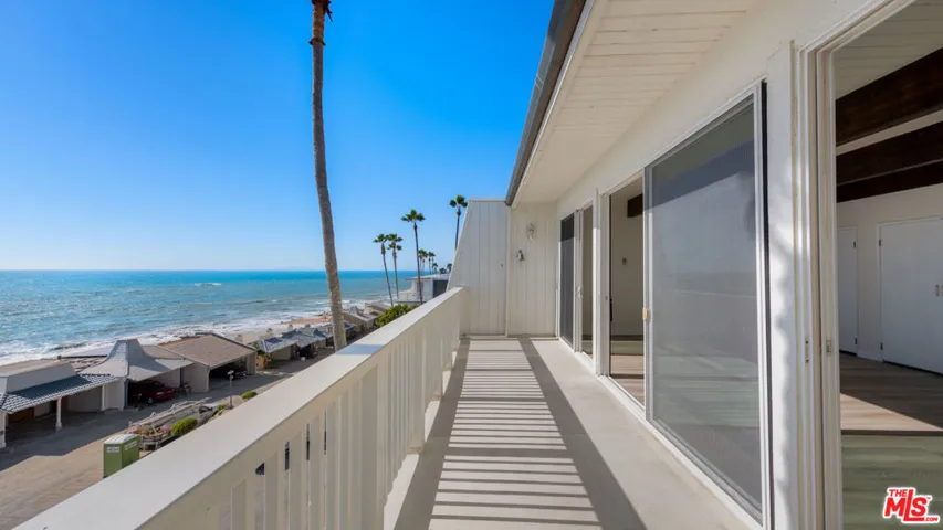 11906 Whitewater Lane, Malibu, California 90265