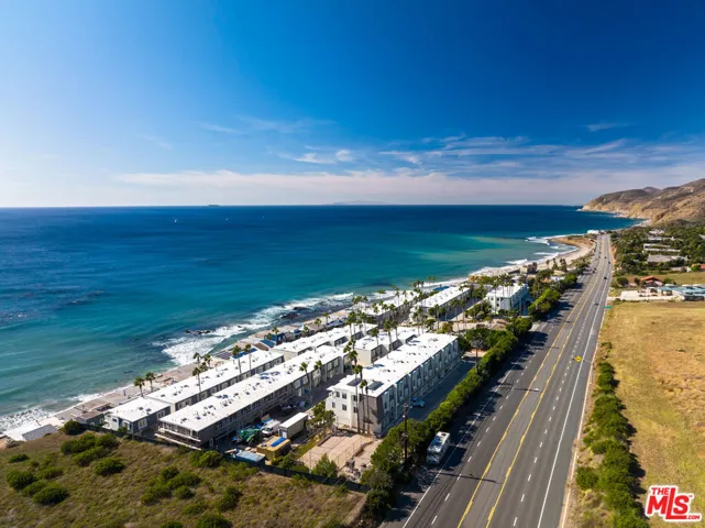 11906 Whitewater Lane, Malibu, California 90265