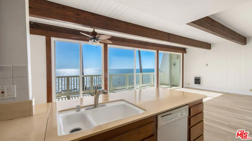 11906 Whitewater Lane, Malibu, California 90265
