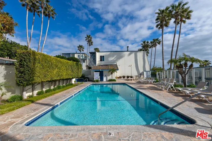 11906 Whitewater Lane, Malibu, California 90265
