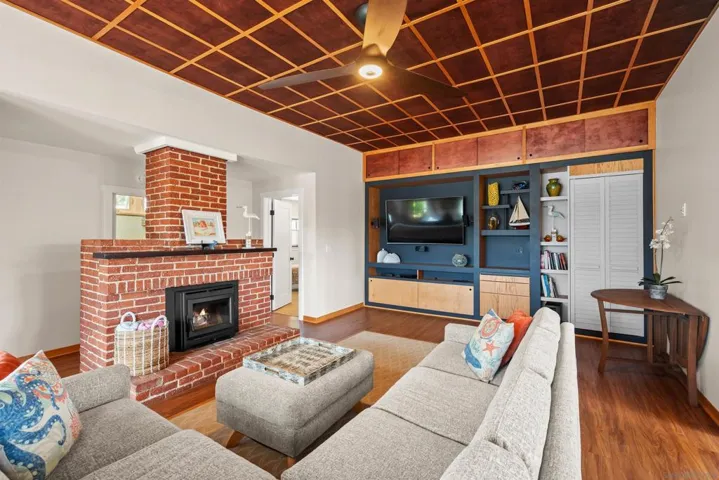1971 Ebers Street, San Diego, California 92107