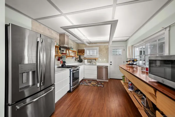 1971 Ebers Street, San Diego, California 92107
