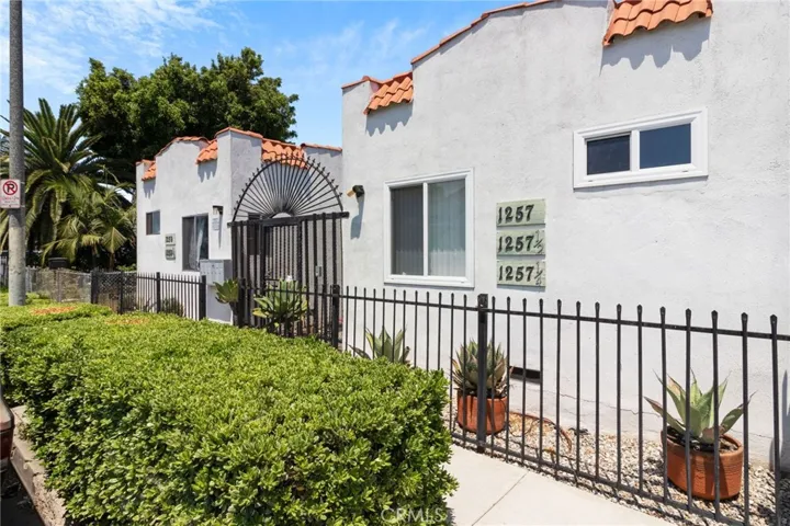 1257 W 38th 1259.5, Los Angeles, California 90037