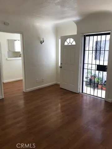 1257 W 38th 1259.5, Los Angeles, California 90037