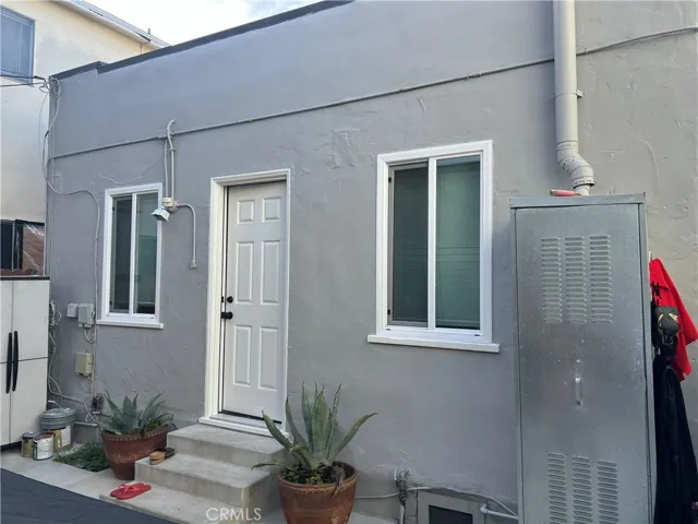 218 35th Street, Newport Beach, California 92663