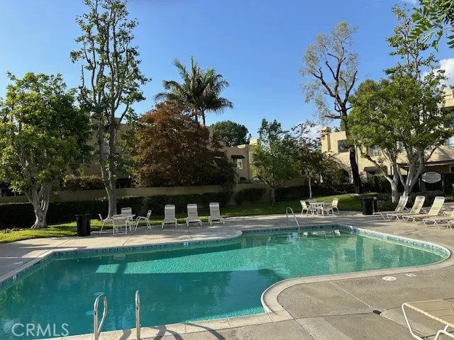 27912 Amber 225, Mission Viejo, California 92691