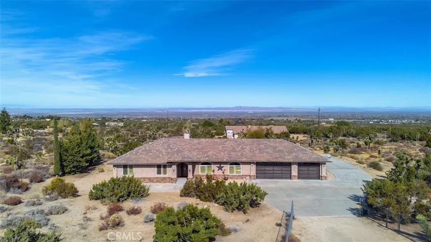 2038 Hollister Road, Pinon Hills, California 92372