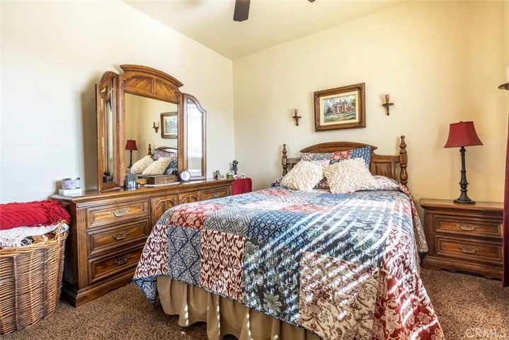 2038 Hollister Road, Pinon Hills, California 92372