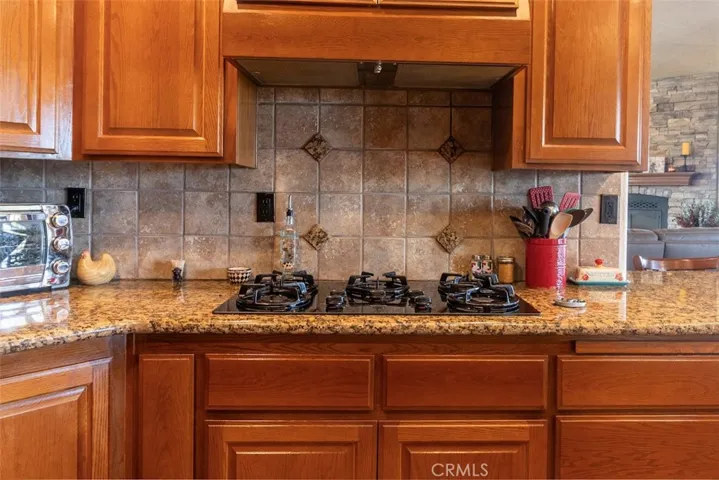 2038 Hollister Road, Pinon Hills, California 92372