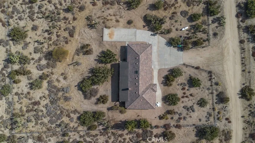 2038 Hollister Road, Pinon Hills, California 92372
