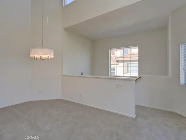 Open and bright floorplan with high ceilings