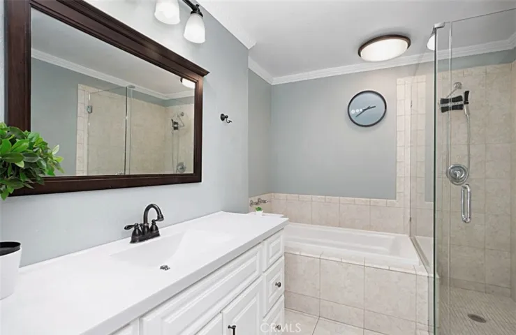 5222 Walnut Avenue, Irvine, California 92604