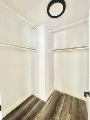 5222 Walnut Avenue, Irvine, California 92604