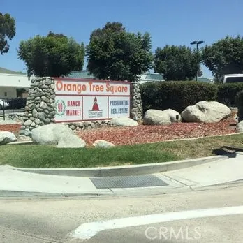 orange tree shopping center walk 2 minutes
