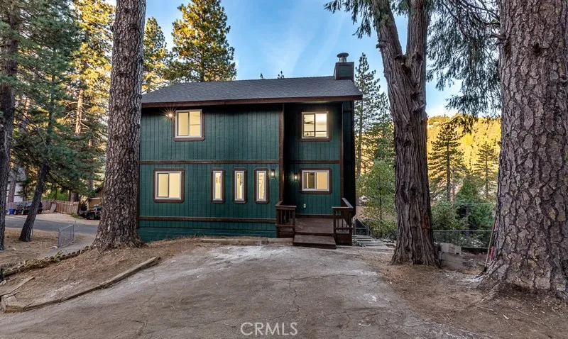 22984 Cedar Way, Crestline, California 92325