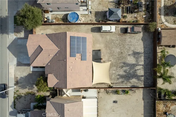 Home uses solar energy