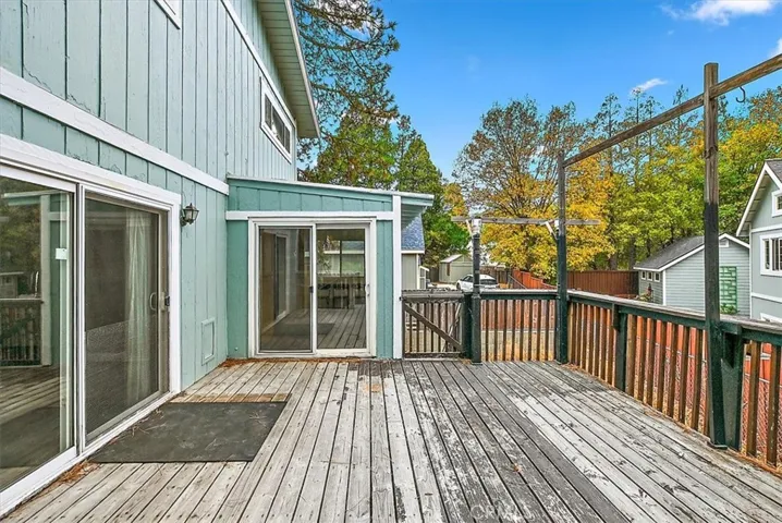 22726 Laurel Lane, Crestline, California 92325