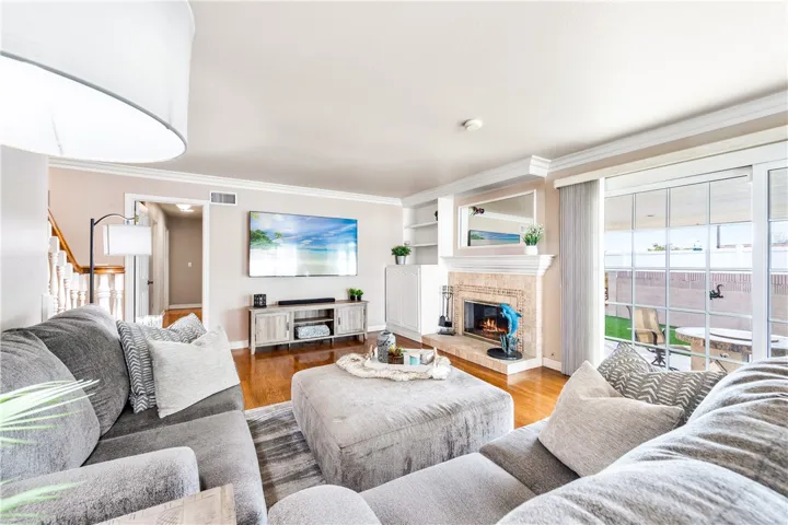 4503 Middlebury Circle, Cypress, California 90630