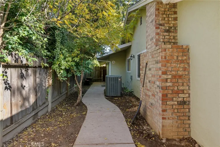 1611 N Cherry St, Chico, California 95926