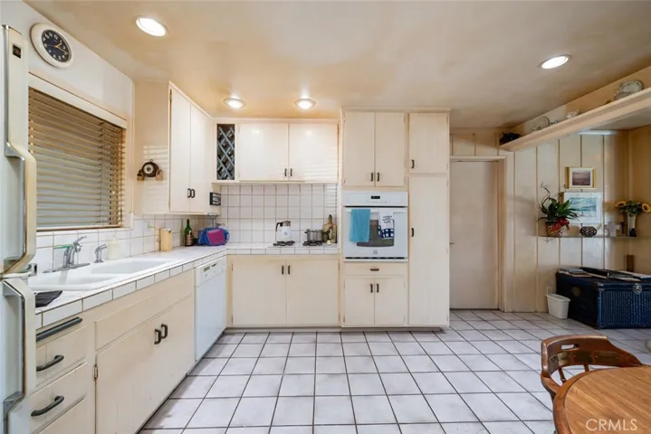 1209 Via Pavion, Santa Maria, California 93455