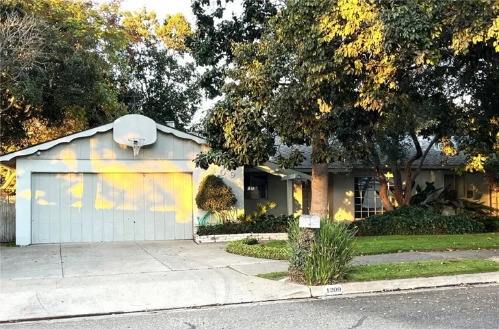 1209 Via Pavion, Santa Maria, California 93455