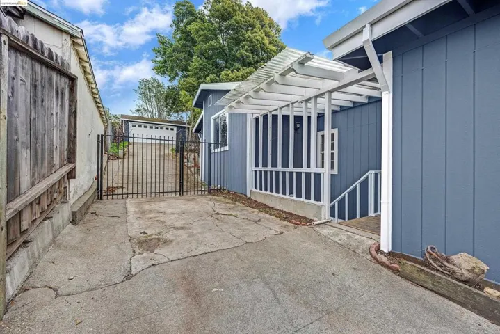 868 Galvin Dr, El Cerrito, California 94530