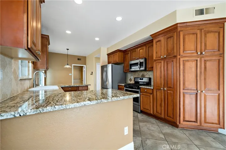 390 Arroyo Vista, Fallbrook, California 92028