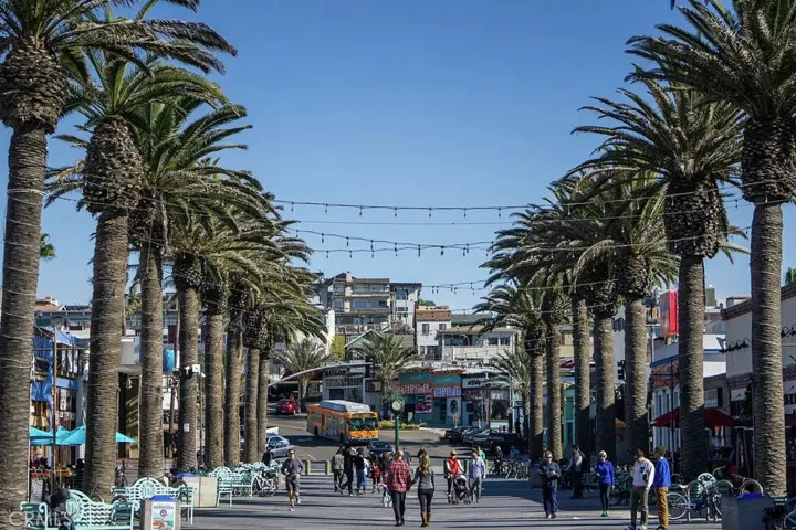 47 21st Court, Hermosa Beach, California 90254