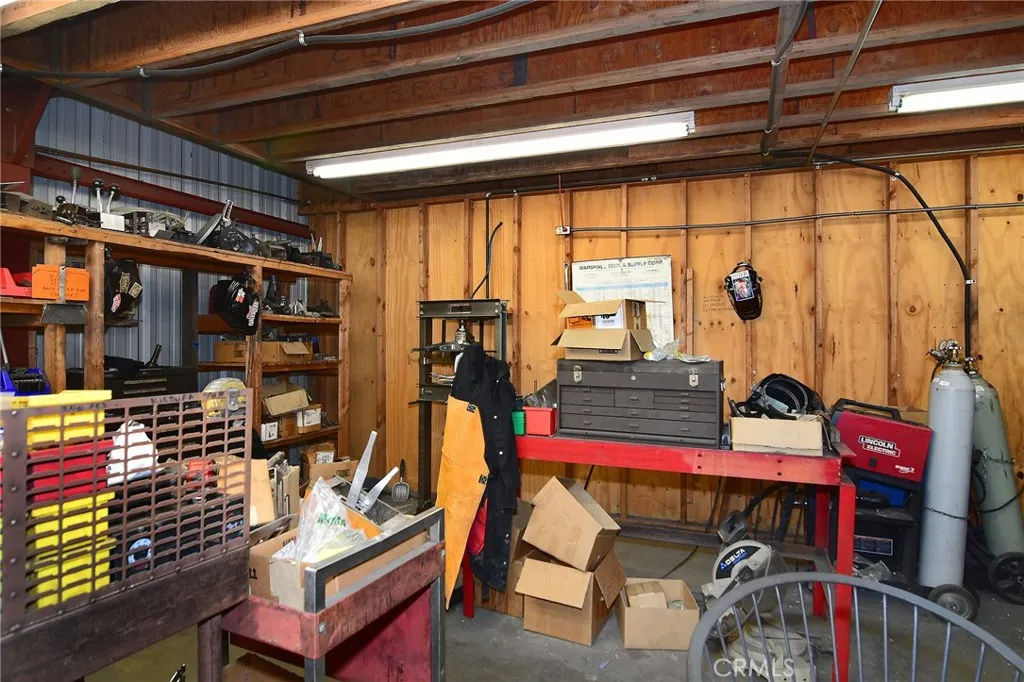 7127 Yolanda Avenue, Reseda, California 91335 home-pic-22