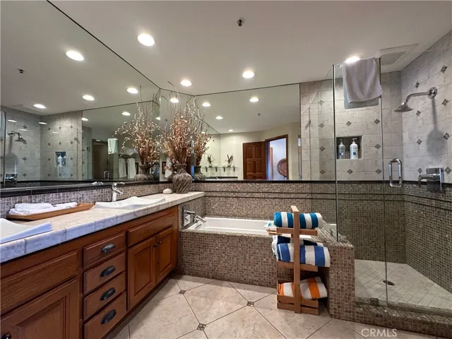 44 Camino De Flores 62, Avalon, California 90704