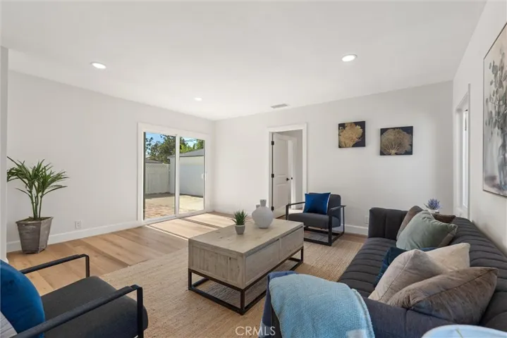 2961 San Francisco Avenue, Long Beach, California 90806