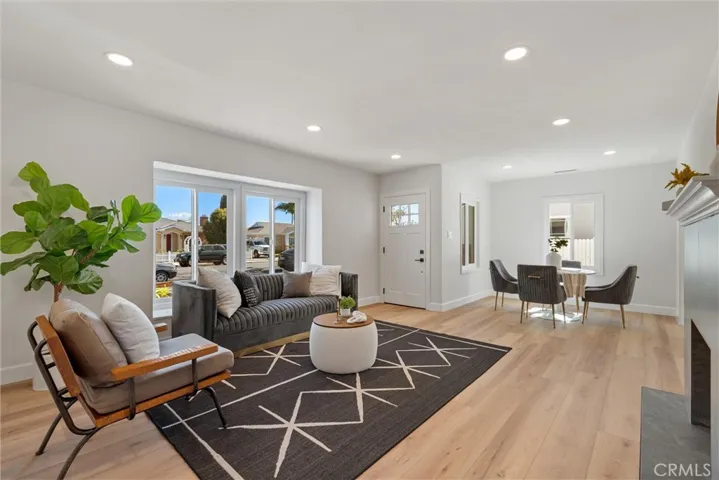 2961 San Francisco Avenue, Long Beach, California 90806