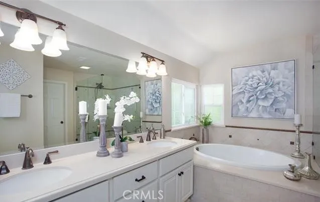 571 S Weymouth Court, Anaheim Hills, California 92807