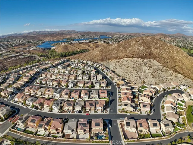 24475 Preston Court, Lake Elsinore, California 92532