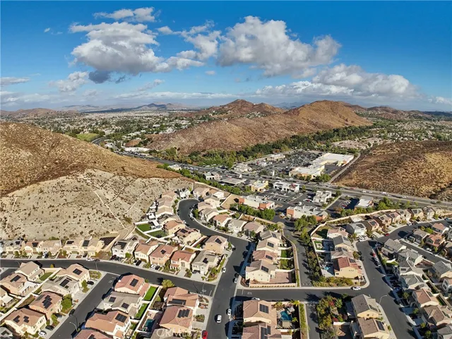 24475 Preston Court, Lake Elsinore, California 92532
