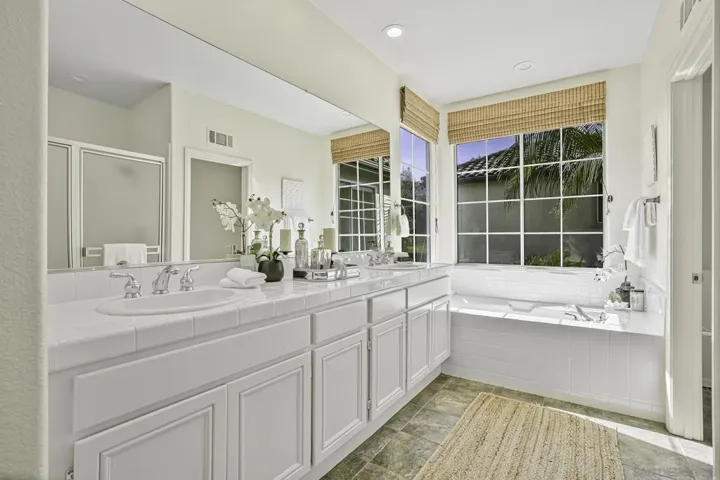 7191 Willet Circle, Carlsbad, California 92011