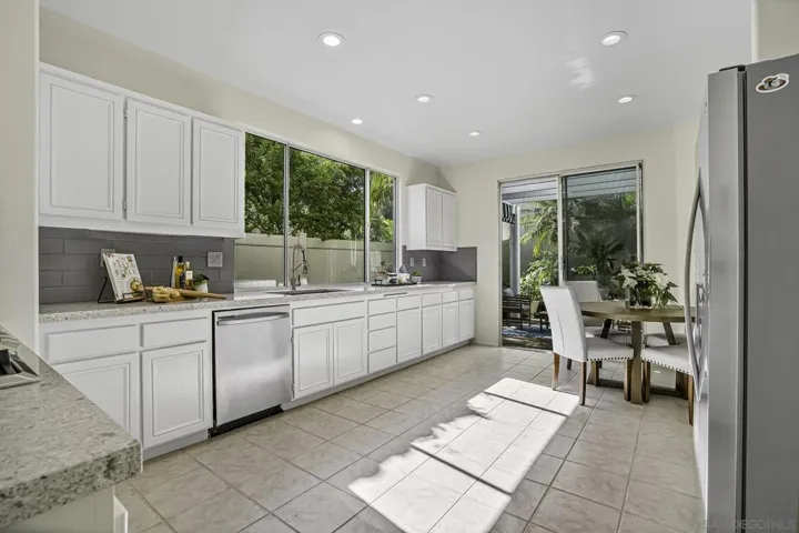 7191 Willet Circle, Carlsbad, California 92011