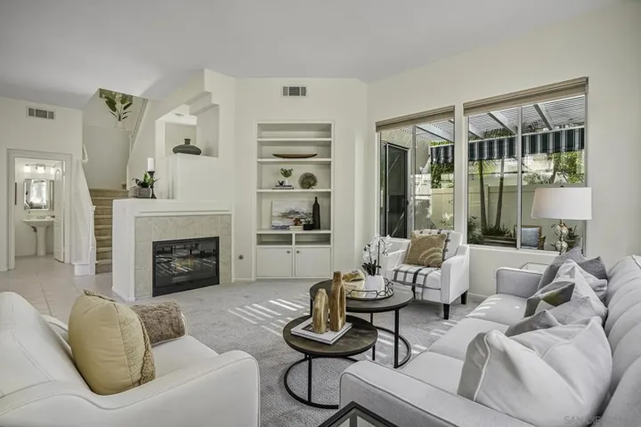 7191 Willet Circle, Carlsbad, California 92011