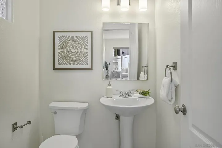 7191 Willet Circle, Carlsbad, California 92011