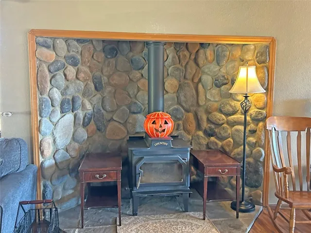 13320 Masonhill Road, Lake Elizabeth, California 93532