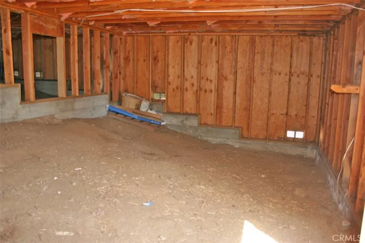 13320 Masonhill Road, Lake Elizabeth, California 93532