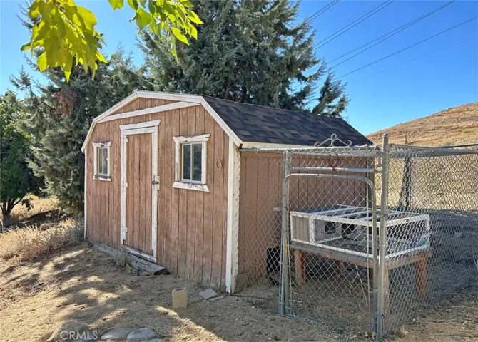 13320 Masonhill Road, Lake Elizabeth, California 93532