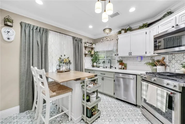 7344 Greenhaven Avenue U20, Rancho Cucamonga, California 91730
