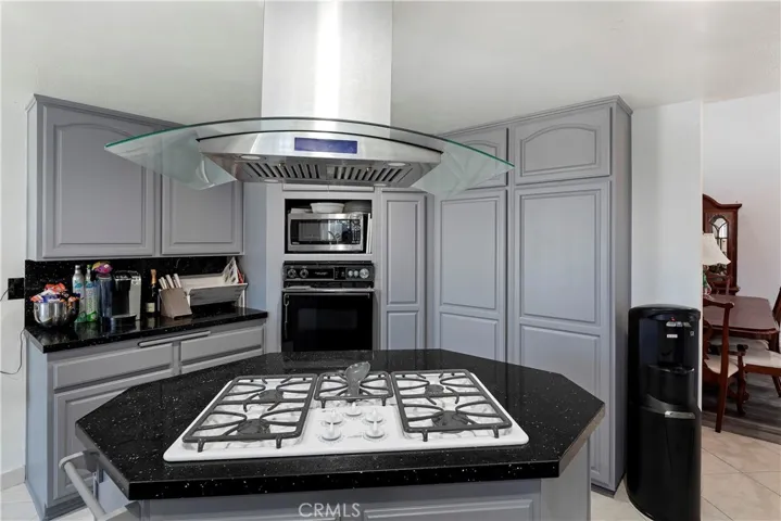 2695 Orange Vale Lane, Riverside, California 92503