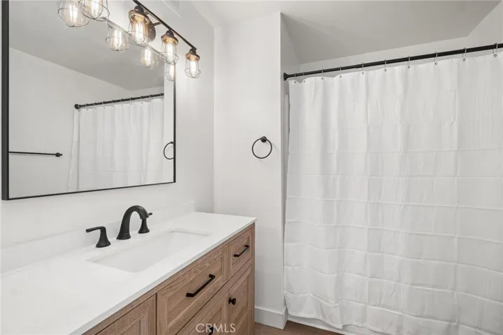 505 W 5th St 204, Long Beach, California 90802