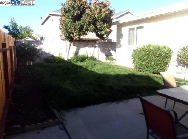 1808 Paris, Antioch, California 94509-6823